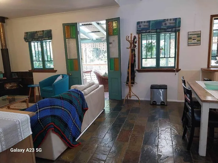 Alba The Scots Cottage Walk Every Where Maleny Australie